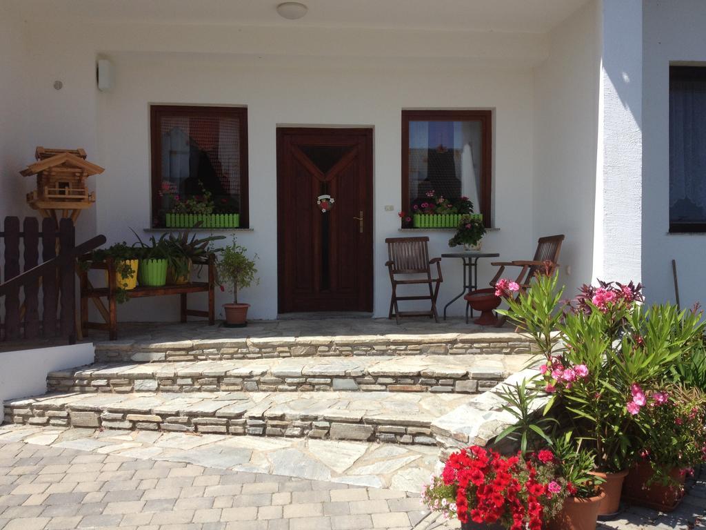 Pension Anna Hotel Rust Exterior photo
